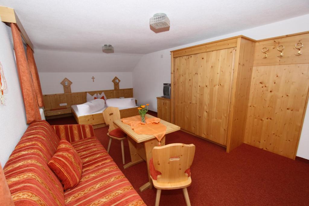 Hotel Haus Boedele Sankt Leonhard im Pitztal Pokoj fotografie